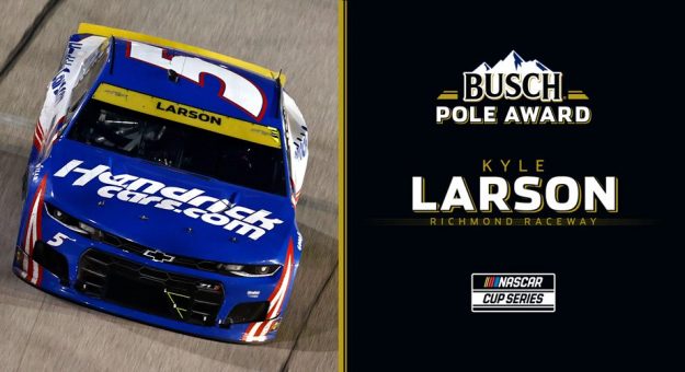Visit Kyle Larson ganó la Busch Pole Position para la carrera de los Playoffs 2021 en Richmond page