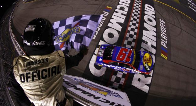 Visit Las Mejores Fotos del Fin de Semana de Playoffs en Richmond page