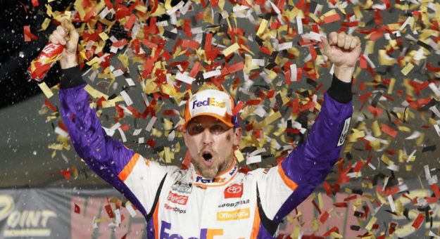 Visit Las Mejores Fotos del Fin de Semana Playoffs 2021 en Las Vegas Motor Speedway page