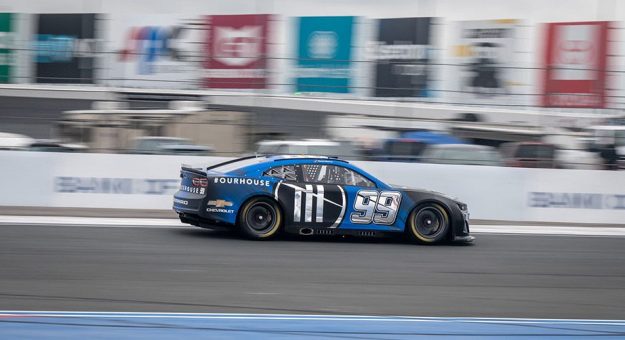 Visit El NEXT Gen Car en las pruebas sobre el Charlotte Roval page