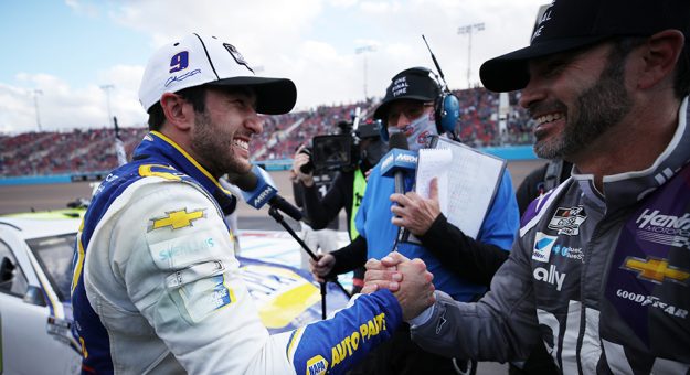 Visit Pilotos con títulos consecutivos de la NASCAR Cup Series page