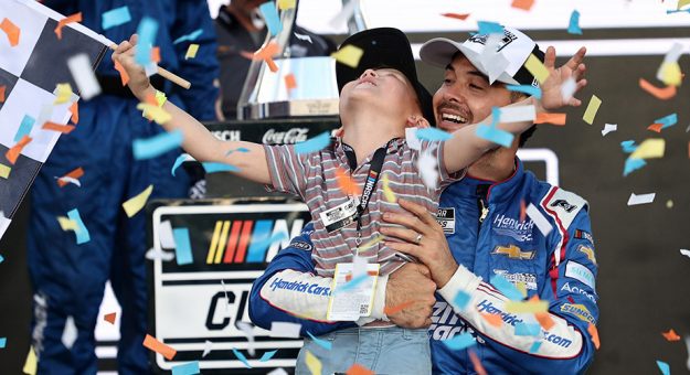 Visit Pilotos Cup Series que ganaron la última carrera de la temporada y el campeonato page