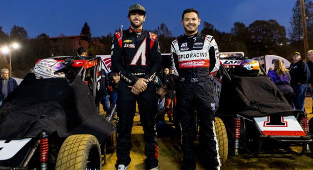 Visit Kyle Larson y Chase Elliott en pista de tierra en California page