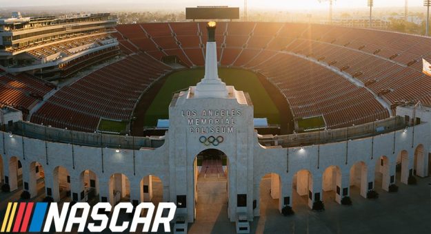 Visit Horario completo para el Busch Light Clash en el Coliseum page