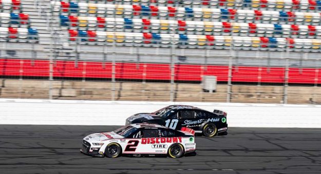 Visit Día 2 de Pruebas Next Gen Car en Charlotte: NASCAR se enfocó en paquete de 670 HP page