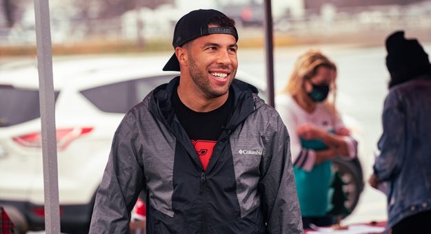 Visit Bubba Wallace celebró la 2da. colecta anual de juguetes de su fundación page