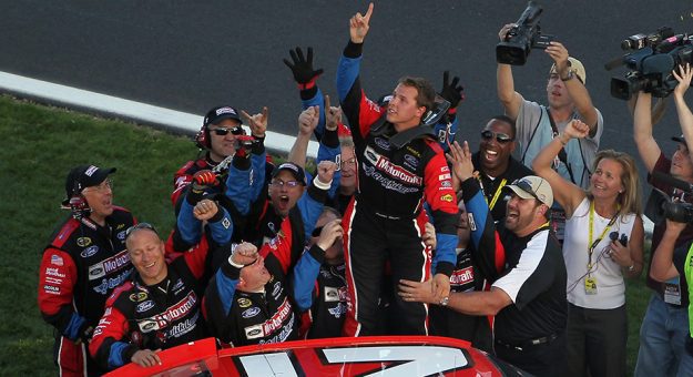 Visit Ganadores sorpresa en la historia de la Daytona 500 page