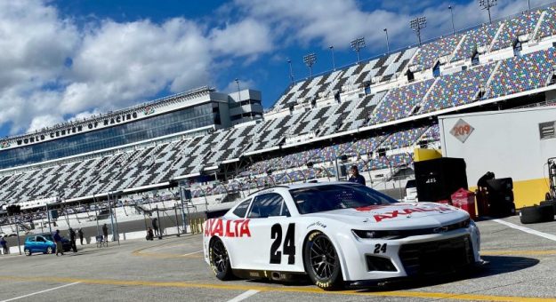 Visit Las Mejores Fotos del NEXT Gen Car en las pruebas en el Daytona International Speedway page