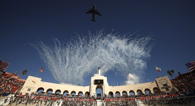 Visit Clash 2022: Un día para la historia de la NASCAR y Los Angeles page