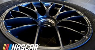 Two teams penalized for losing wheels at Daytona