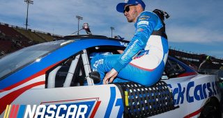 Preview Show: All bets are off at Las Vegas