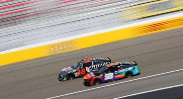 Visit Las Mejores Fotos del fin de semana NASCAR 2022 en Las Vegas page