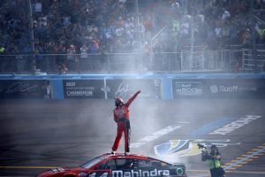 Pilotos de la era moderna con victorias en menos carreras de la Cup Series