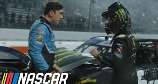 Behind the scenes: Gibbs, Mayer fight at Martinsville