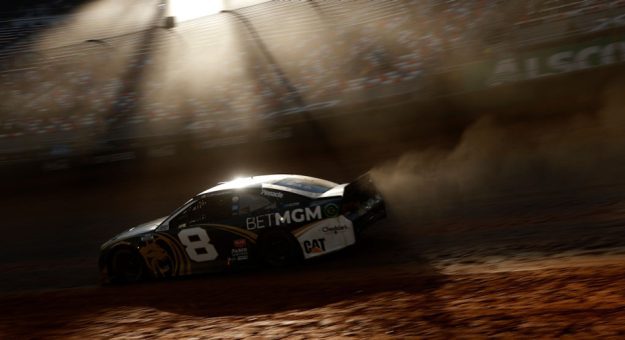 Visit Favoritos de los apostadores para la carrera en la pista de tierra de Bristol page