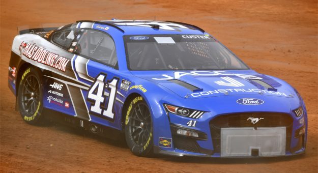 Visit Cole Custer arrancará en la Pole de la Food City Dirt Race 2022 en la tierra de Bristol page