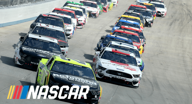 Visit En busca de la victoria en la Duramax Drydene 400 de la Cup Series 2022 en Dover page