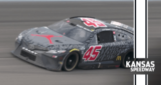 Kurt Busch pressures Kyle Larson, takes the win at Kansas
