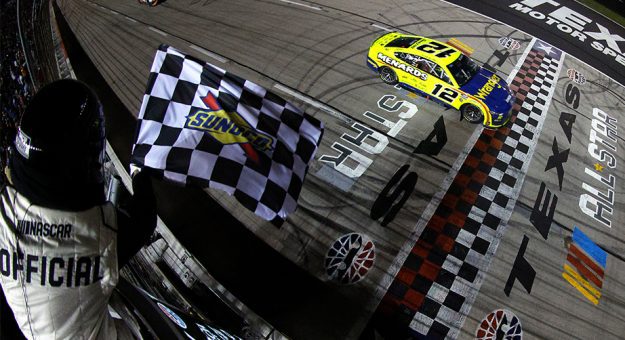 Visit Las Mejores Fotos del Fin de Semana All-Star Race 2022 en Texas page