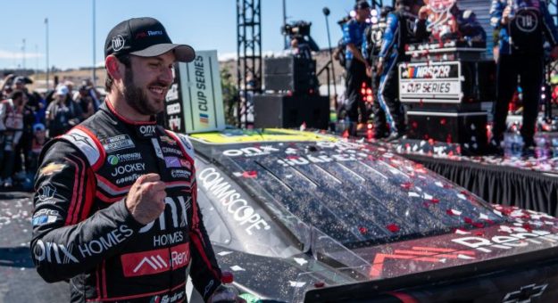 Visit Pilotos no nacidos en Estados Unidos con victorias en la NASCAR Cup Series page