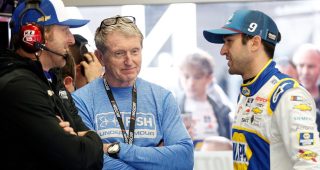 Does Chase Elliott think he can match Bill’s 44 wins?