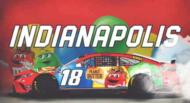 Visit Autos con nuevo look para las carreras NASCAR 2022 en Indianapolis page