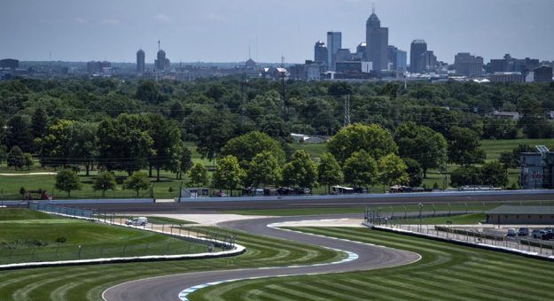 Visit Indy Road Course 101: Todo sobre la Verizon 200 at the Brickyard 2022 page