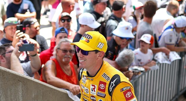 Visit Kyle Busch sobre la familia, las emociones, y porqué terminaron los días del ‘Big Three’ page