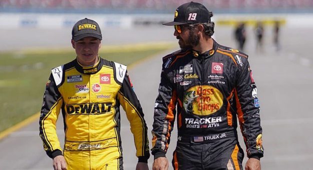 Visit Favoritos de los apostadores para la Cup Series 2022 en el Richmond Raceway page