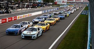 Late restart drama: Teammates make contact at Watkins Glen