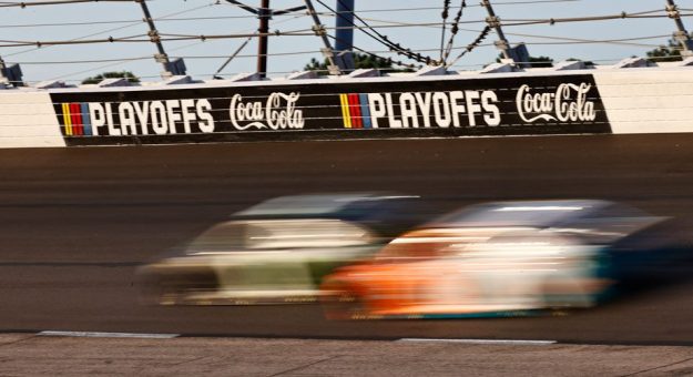 Visit Darlington 101: Todo sobre la 1ra. carrera de los Playoffs NASCAR Cup Series 2022 page