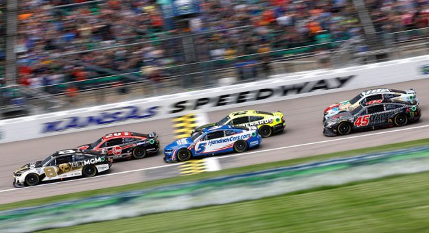Visit Panorama de los Playoffs NASCAR Cup Series 2022 previo a Kansas page