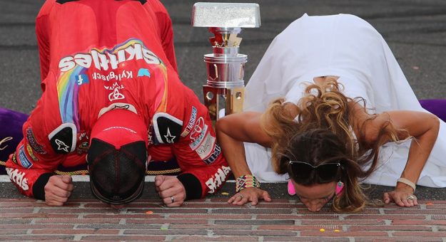 Visit Richard Childress Racing autoriza a Kyle Busch correr en la Indianapolis 500 page