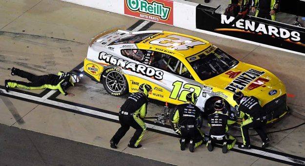 Visit 3 miembros No. 12 de Team Penske suspendidos por incidente en Bristol page