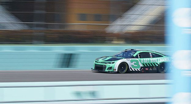 Visit Pilotos agradecieron pruebas de equipos en el Homestead-Miami Speedway page