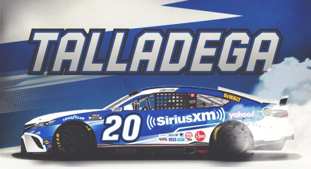 Visit Autos con nuevo look para los Playoffs NASCAR 2022 en Talladega page