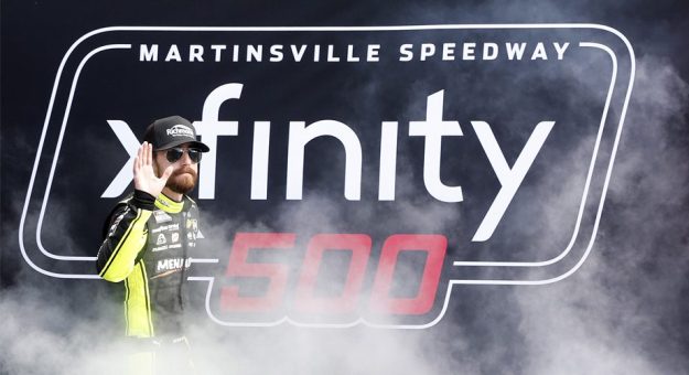 Visit Llegó la hora para la Xifinity 500 de los Playoffs Cup Series 2022 en Martinsville page