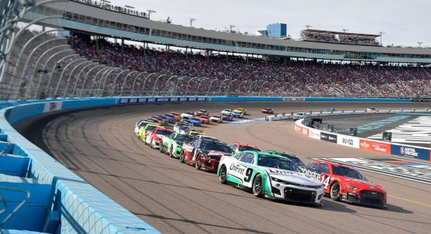 Visit Favoritos de los apostadores para el fin de semana Championship 4 2022 en Phoenix page