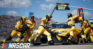 Sunoco Pit Stop: Pit crews have to be nothing short of perfect at Phoenix