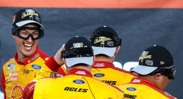 Visit Joey Logano y su 2do. campeonato de la Cup Series: ‘Nunca me sentí más listo’ page