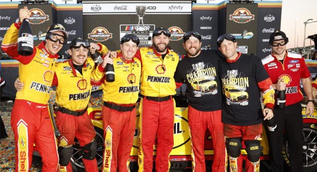 Visit La Cup Series Championship 4 en realidad virtual con Meta Horizon Worlds page