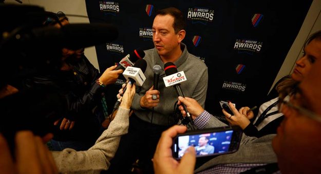 Visit Kyle Busch buscará repetir el ejemplo de Tom Brady y Peyton Manning con RCR en 2023 page