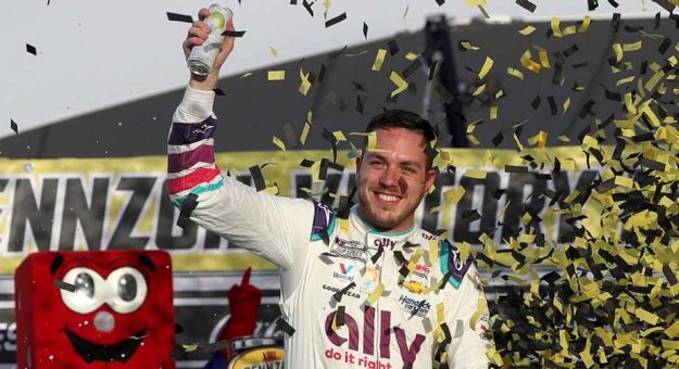 Visit Resumen NASCAR Cup Series 2022: Alex Bowman page