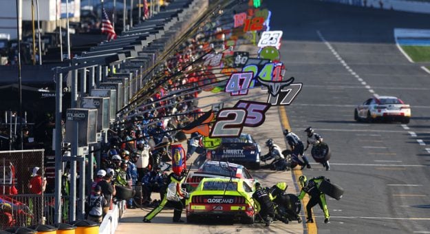 Visit Pit crews más rápidos de la NASCAR Cup Series 2022 page