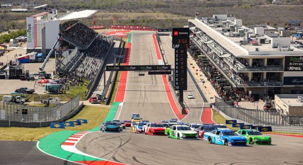 Visit Baltazar Leguizamón espera ser el primer piloto argentino en la NASCAR page