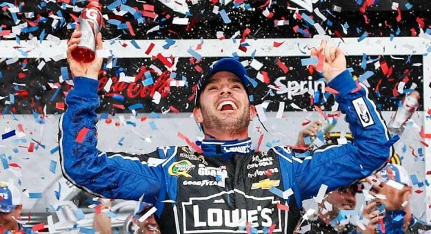 Visit Pilotos activos con por lo menos 1 victoria en la Daytona 500 page