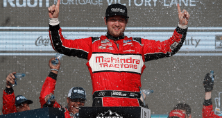 Up To Speed: Briscoe signs multiyear extension with SHR