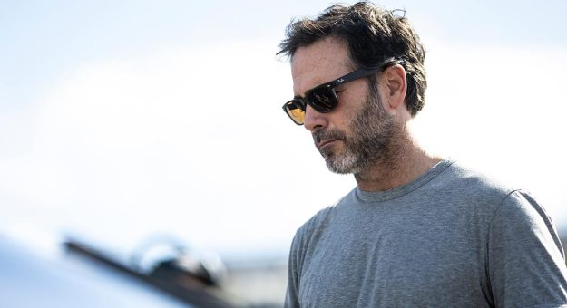 Visit Jimmie Johnson correrá la Chicago Street Race 2023 page