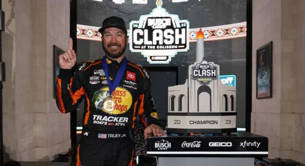 Visit Las Mejores Fotos de la Busch Light Clash 2023 en el LA Coliseum page