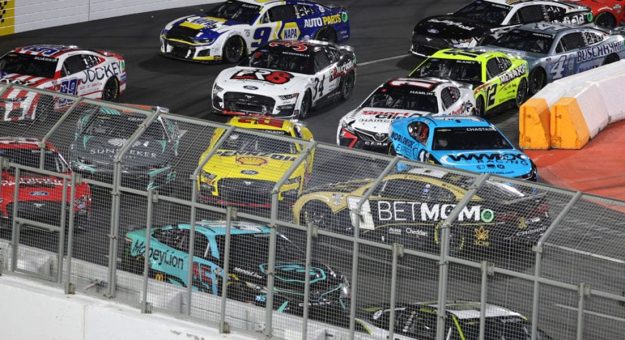 Visit Kyle Busch y Joey Logano reavivan su rivalidad antes de la temporada 2023 page